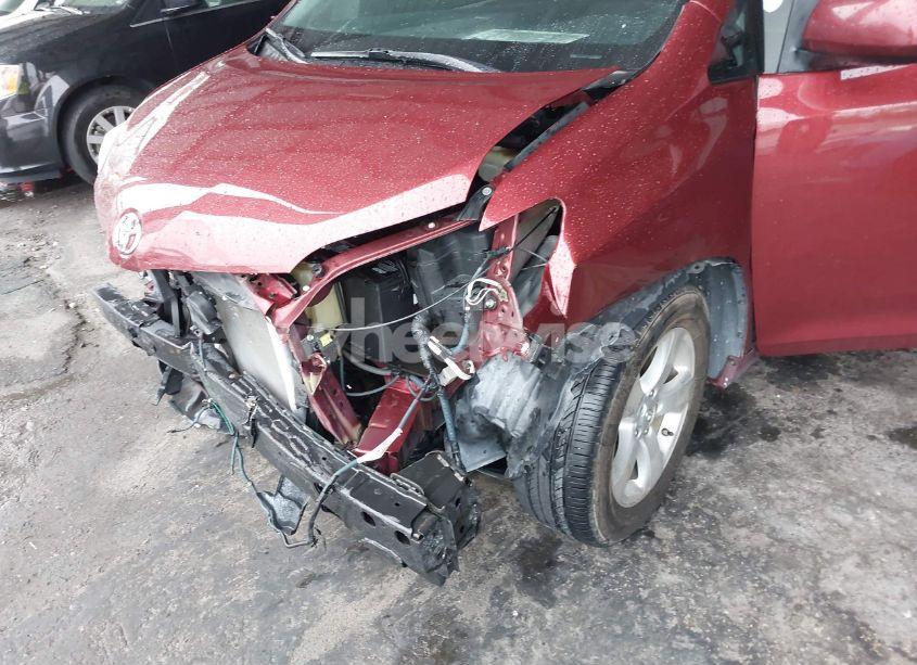 Photo 16 of 2016 Toyota Sienna LE 8 PASSENGER (VIN 5TDKK3DC0GS760526)