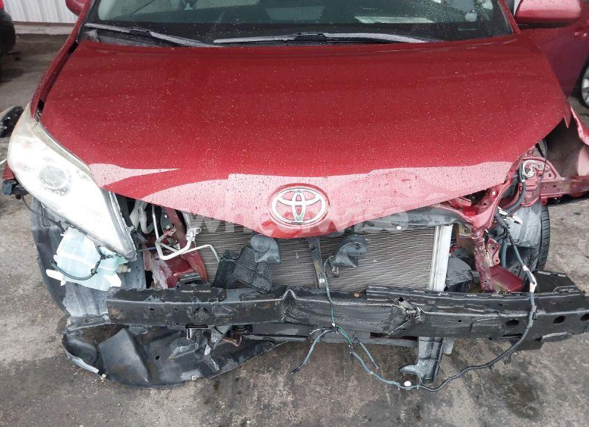 Photo 6 of 2016 Toyota Sienna LE 8 PASSENGER (VIN 5TDKK3DC0GS760526)