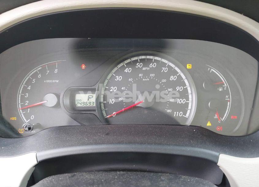 Photo 7 of 2011 Toyota Sienna LE V6 (VIN 5TDKK3DC1BS023229)