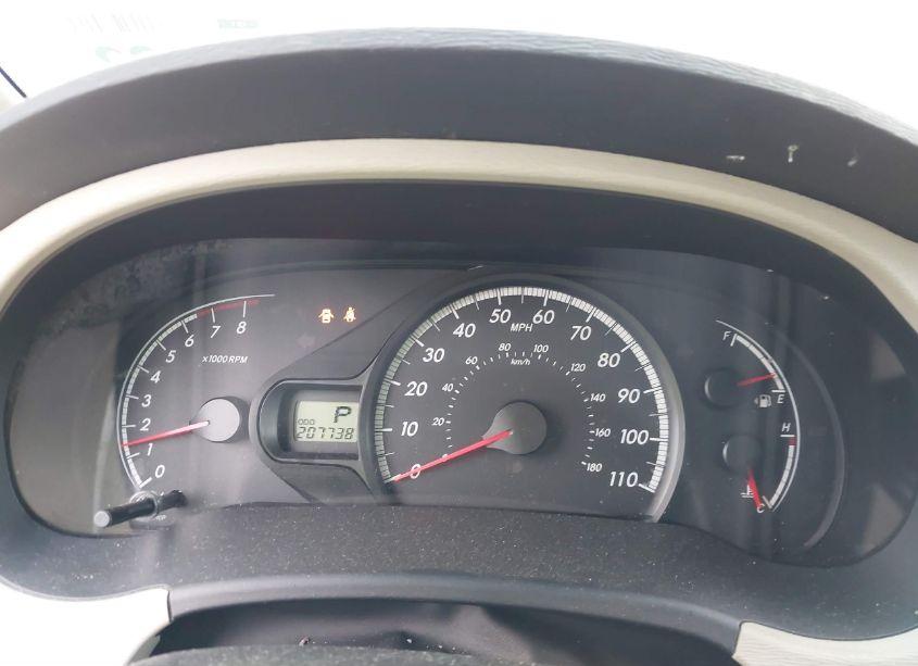 Photo 7 of 2011 Toyota Sienna LE V6 (VIN 5TDKK3DC1BS047966)