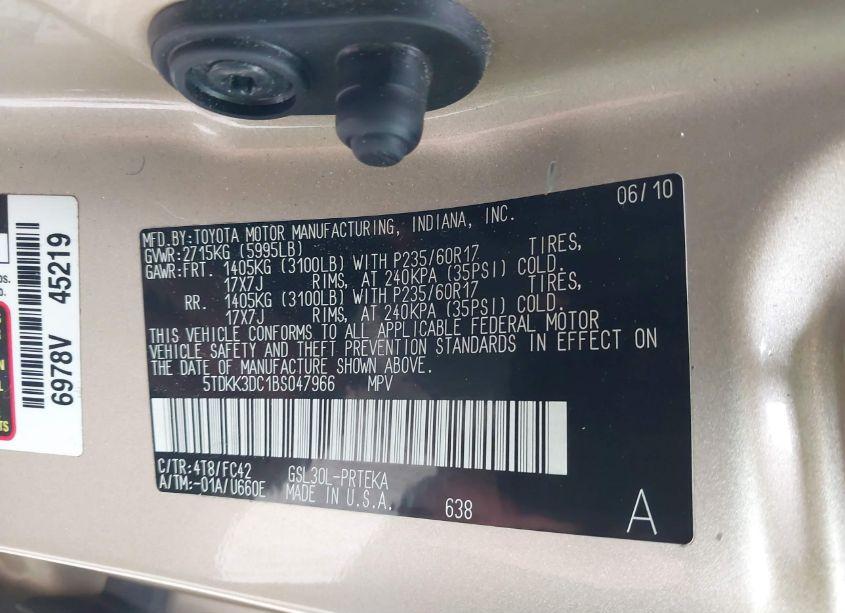 Photo 9 of 2011 Toyota Sienna LE V6 (VIN 5TDKK3DC1BS047966)
