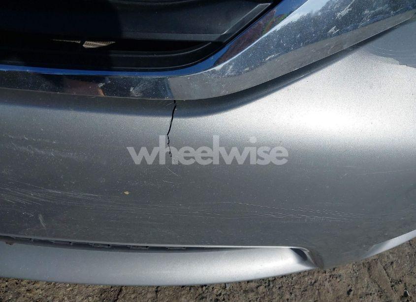 Photo 17 of 2011 Toyota Sienna LE V6 (VIN 5TDKK3DC1BS103307)