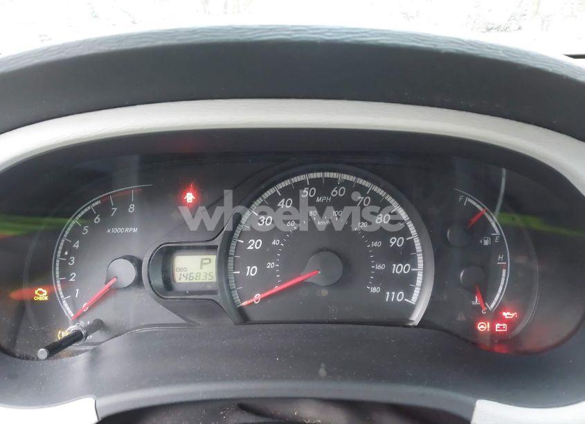 Photo 7 of 2011 Toyota Sienna LE V6 (VIN 5TDKK3DC1BS124657)