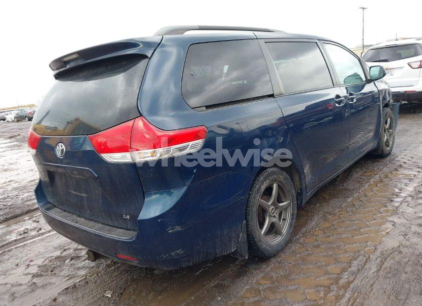 Photo 4 of 2011 Toyota Sienna LE V6 (VIN 5TDKK3DC1BS127865)