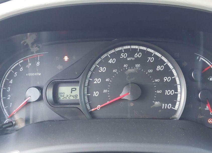 Photo 7 of 2011 Toyota Sienna LE V6 (VIN 5TDKK3DC1BS147128)