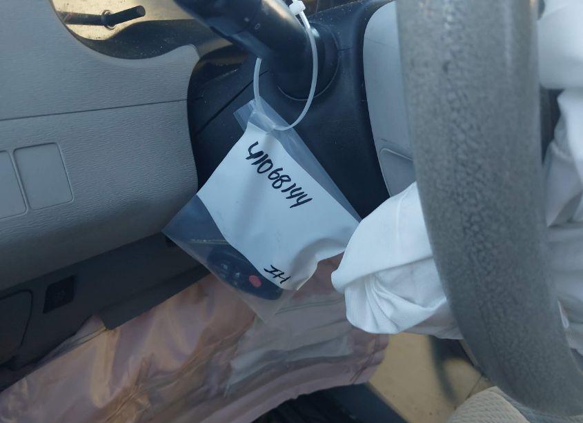 Photo 18 of 2012 Toyota Sienna LE V6 8 PASSENGER (VIN 5TDKK3DC1CS178431)