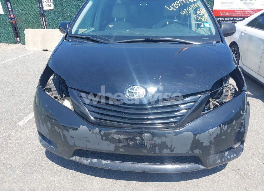 Photo 6 of 2012 Toyota Sienna LE V6 8 PASSENGER (VIN 5TDKK3DC1CS254827)