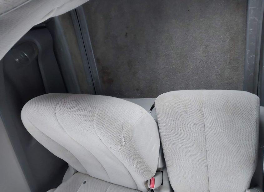 Photo 8 of 2012 Toyota Sienna LE V6 8 PASSENGER (VIN 5TDKK3DC1CS267139)