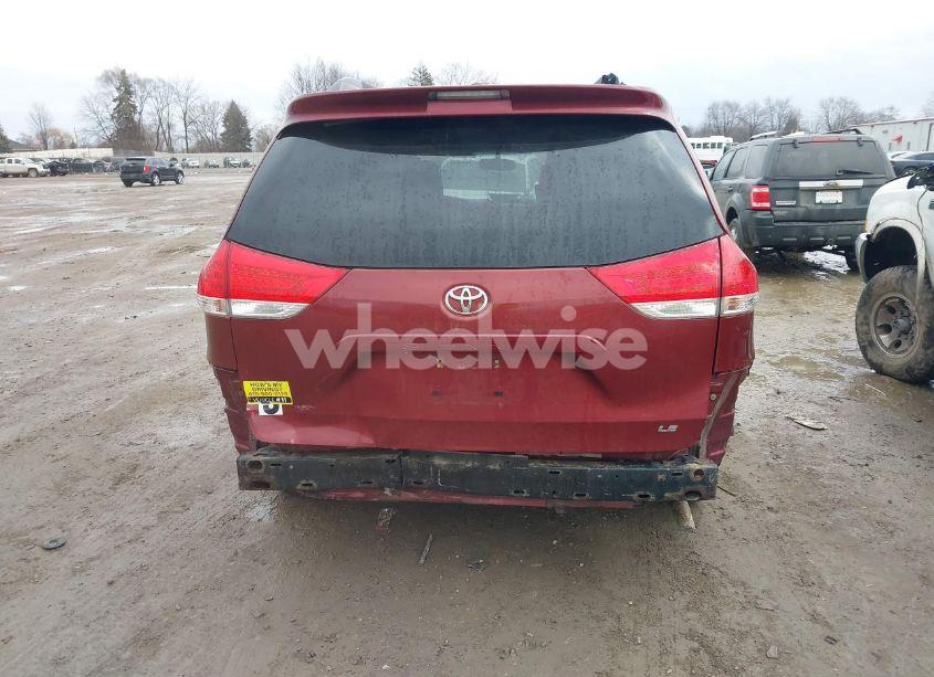 Photo 17 of 2013 Toyota Sienna LE V6 8 PASSENGER (VIN 5TDKK3DC1DS389954)