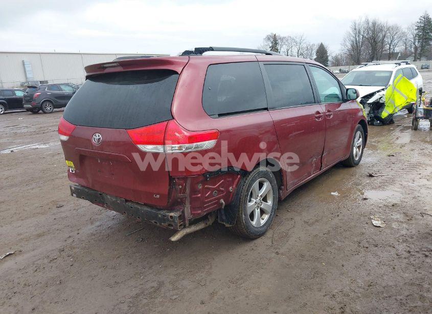 Photo 4 of 2013 Toyota Sienna LE V6 8 PASSENGER (VIN 5TDKK3DC1DS389954)