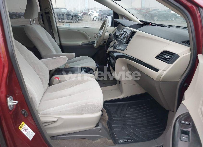 Photo 5 of 2013 Toyota Sienna LE V6 8 PASSENGER (VIN 5TDKK3DC1DS389954)