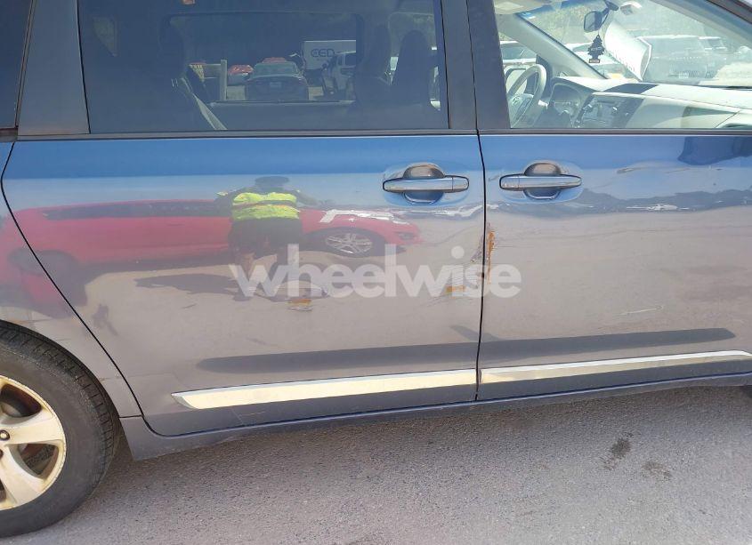 Photo 6 of 2014 Toyota Sienna LE V6 8 PASSENGER (VIN 5TDKK3DC1ES436031)