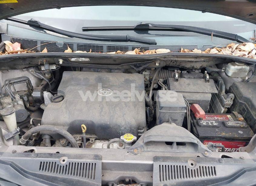 Photo 10 of 2014 Toyota Sienna LE V6 8 PASSENGER (VIN 5TDKK3DC1ES507597)