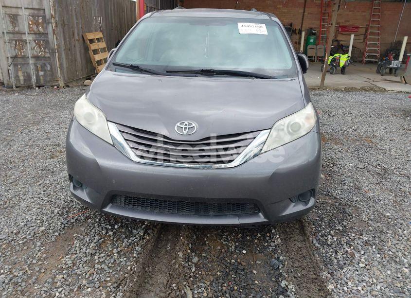 Photo 12 of 2015 Toyota Sienna LE 8 PASSENGER (VIN 5TDKK3DC1FS529634)