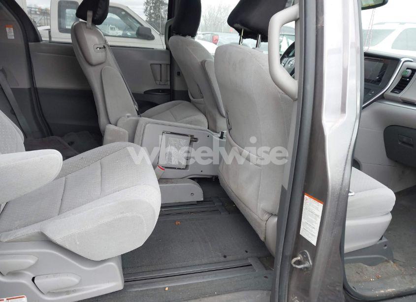 Photo 8 of 2015 Toyota Sienna LE 8 PASSENGER (VIN 5TDKK3DC1FS529634)