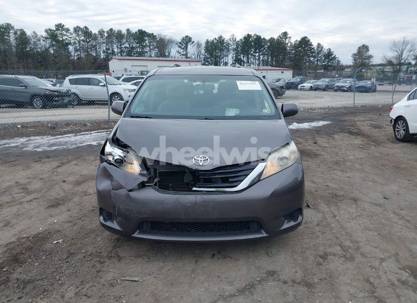 Photo 12 of 2015 Toyota Sienna LE 8 PASSENGER (VIN 5TDKK3DC1FS568899)