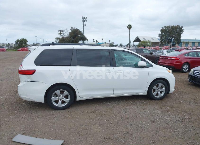Photo 13 of 2015 Toyota Sienna LE 8 PASSENGER (VIN 5TDKK3DC1FS633508)