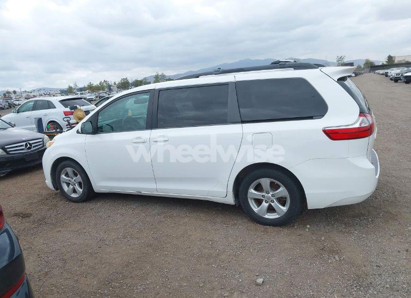 Photo 14 of 2015 Toyota Sienna LE 8 PASSENGER (VIN 5TDKK3DC1FS633508)