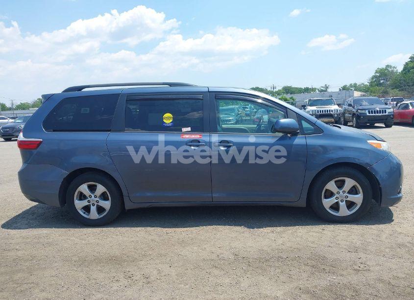 Photo 13 of 2015 Toyota Sienna LE 8 PASSENGER (VIN 5TDKK3DC1FS642029)