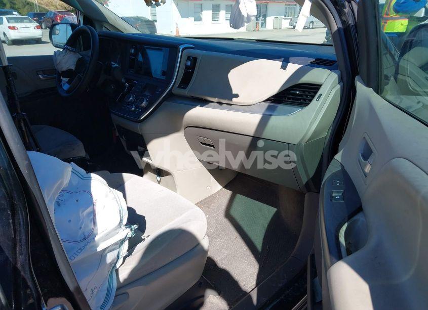 Photo 5 of 2016 Toyota Sienna LE 8 PASSENGER (VIN 5TDKK3DC1GS697730)