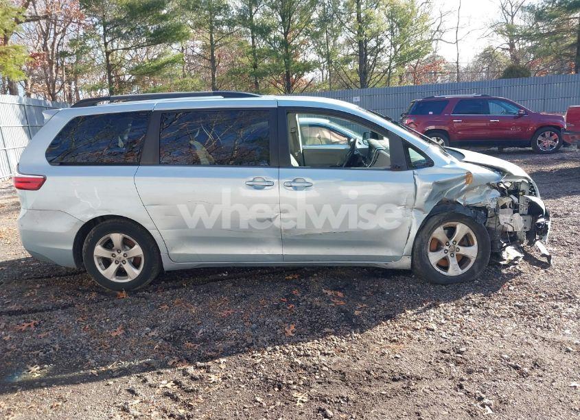 Photo 12 of 2016 Toyota Sienna LE 8 PASSENGER (VIN 5TDKK3DC1GS714543)