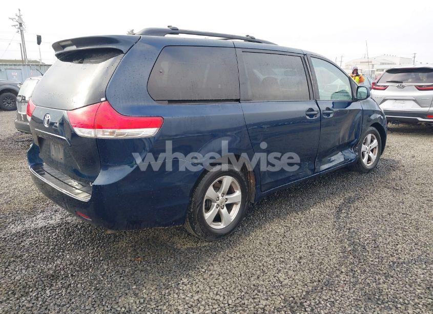 Photo 4 of 2011 Toyota Sienna LE V6 (VIN 5TDKK3DC2BS024213)