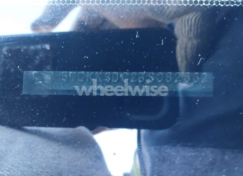 Photo 17 of 2011 Toyota Sienna LE V6 (VIN 5TDKK3DC2BS082662)