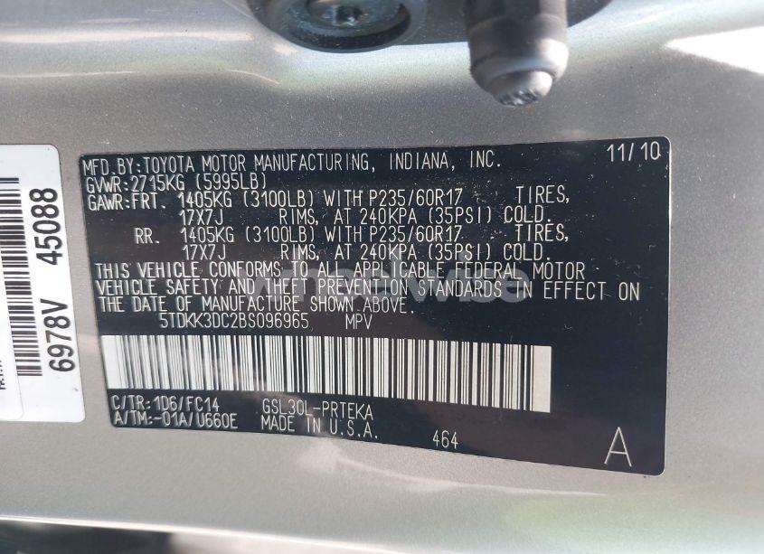 Photo 9 of 2011 Toyota Sienna LE V6 (VIN 5TDKK3DC2BS096965)