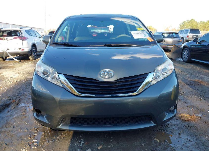 Photo 13 of 2012 Toyota Sienna LE V6 8 PASSENGER (VIN 5TDKK3DC2CS191575)