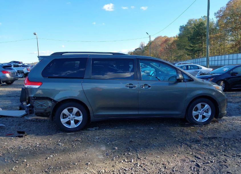 Photo 14 of 2012 Toyota Sienna LE V6 8 PASSENGER (VIN 5TDKK3DC2CS191575)