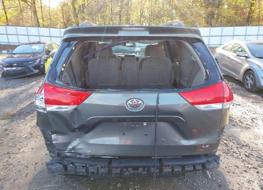 Photo 17 of 2012 Toyota Sienna LE V6 8 PASSENGER (VIN 5TDKK3DC2CS191575)