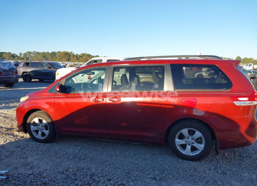 Photo 14 of 2012 Toyota Sienna LE V6 8 PASSENGER (VIN 5TDKK3DC2CS205121)