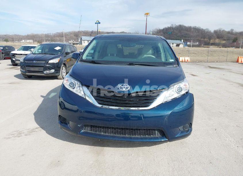 Photo 12 of 2012 Toyota Sienna LE V6 8 PASSENGER (VIN 5TDKK3DC2CS222355)