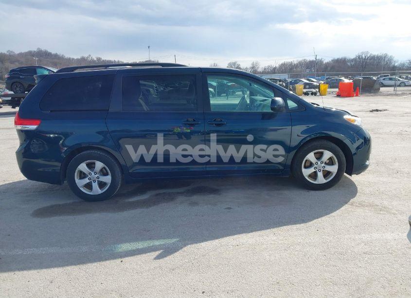 Photo 13 of 2012 Toyota Sienna LE V6 8 PASSENGER (VIN 5TDKK3DC2CS222355)