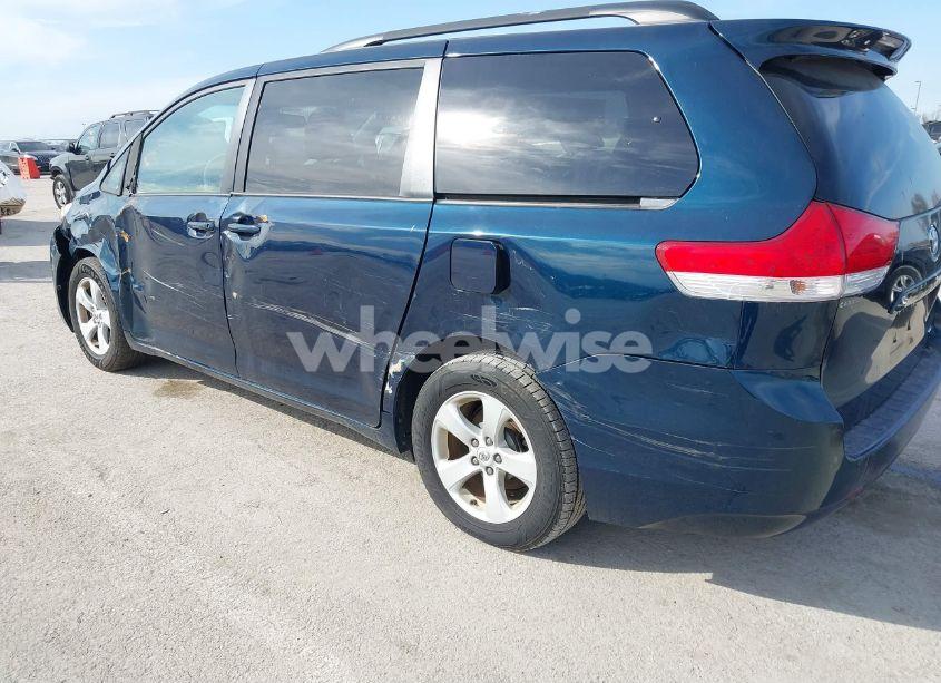 Photo 17 of 2012 Toyota Sienna LE V6 8 PASSENGER (VIN 5TDKK3DC2CS222355)