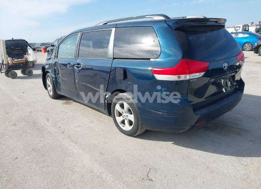Photo 3 of 2012 Toyota Sienna LE V6 8 PASSENGER (VIN 5TDKK3DC2CS222355)
