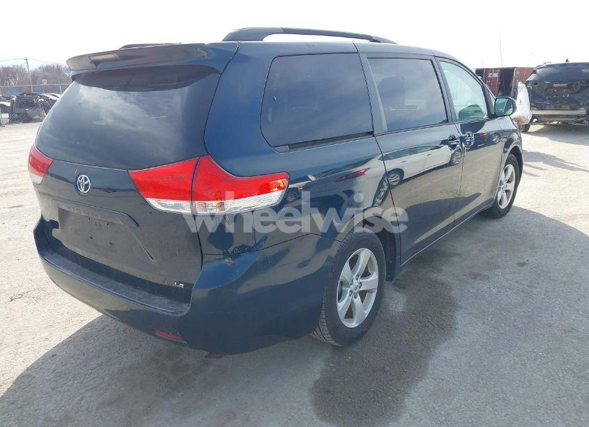 Photo 4 of 2012 Toyota Sienna LE V6 8 PASSENGER (VIN 5TDKK3DC2CS222355)