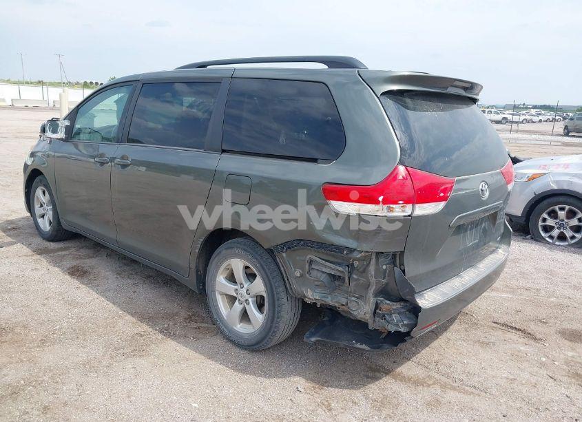 Photo 3 of 2012 Toyota Sienna LE V6 8 PASSENGER (VIN 5TDKK3DC2CS243111)