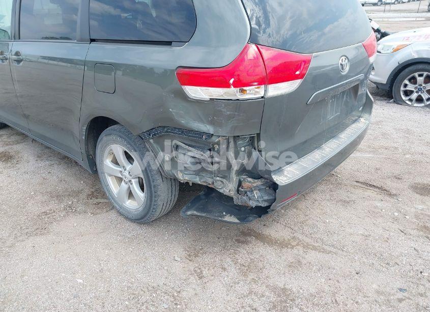 Photo 6 of 2012 Toyota Sienna LE V6 8 PASSENGER (VIN 5TDKK3DC2CS243111)