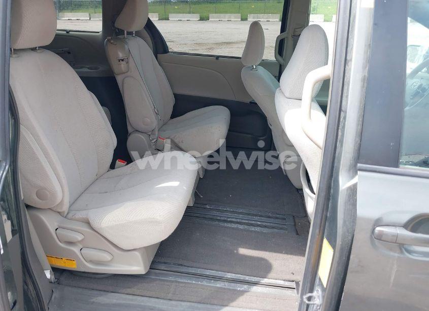 Photo 8 of 2012 Toyota Sienna LE V6 8 PASSENGER (VIN 5TDKK3DC2CS243111)