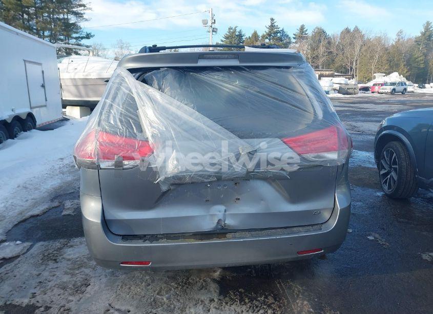 Photo 16 of 2012 Toyota Sienna LE V6 8 PASSENGER (VIN 5TDKK3DC2CS245540)