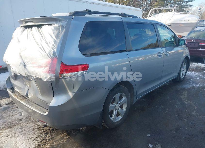 Photo 4 of 2012 Toyota Sienna LE V6 8 PASSENGER (VIN 5TDKK3DC2CS245540)