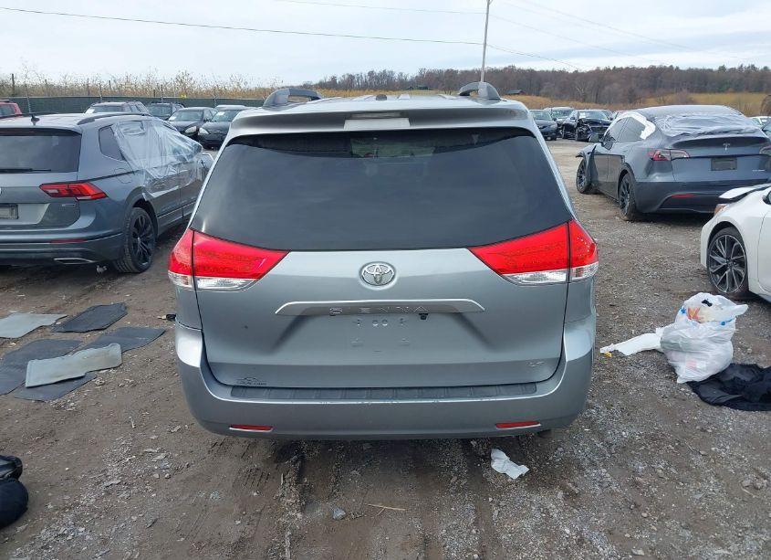 Photo 16 of 2012 Toyota Sienna LE V6 8 PASSENGER (VIN 5TDKK3DC2CS279266)