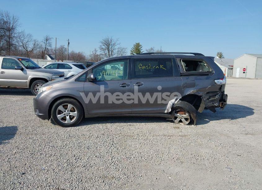 Photo 14 of 2013 Toyota Sienna LE V6 8 PASSENGER (VIN 5TDKK3DC2DS289863)
