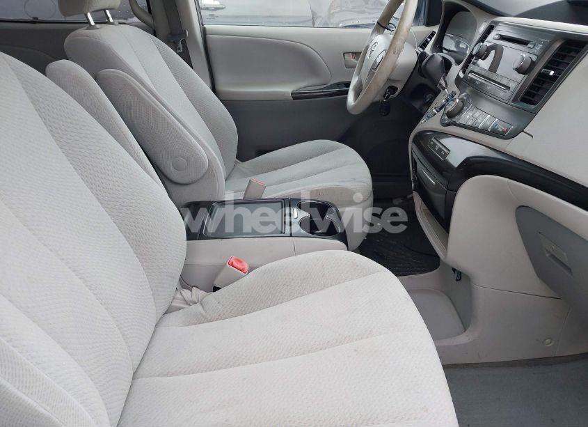 Photo 5 of 2013 Toyota Sienna LE V6 8 PASSENGER (VIN 5TDKK3DC2DS298515)