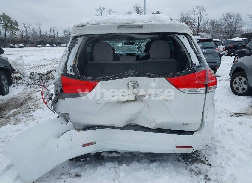 Photo 6 of 2013 Toyota Sienna LE V6 8 PASSENGER (VIN 5TDKK3DC2DS298515)
