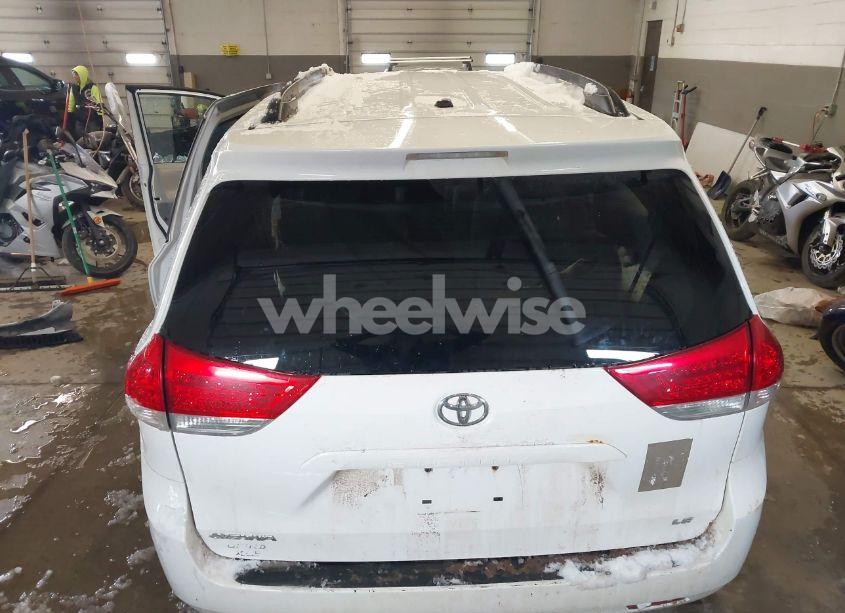 Photo 17 of 2013 Toyota Sienna LE V6 8 PASSENGER (VIN 5TDKK3DC2DS309626)