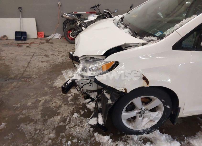 Photo 18 of 2013 Toyota Sienna LE V6 8 PASSENGER (VIN 5TDKK3DC2DS309626)