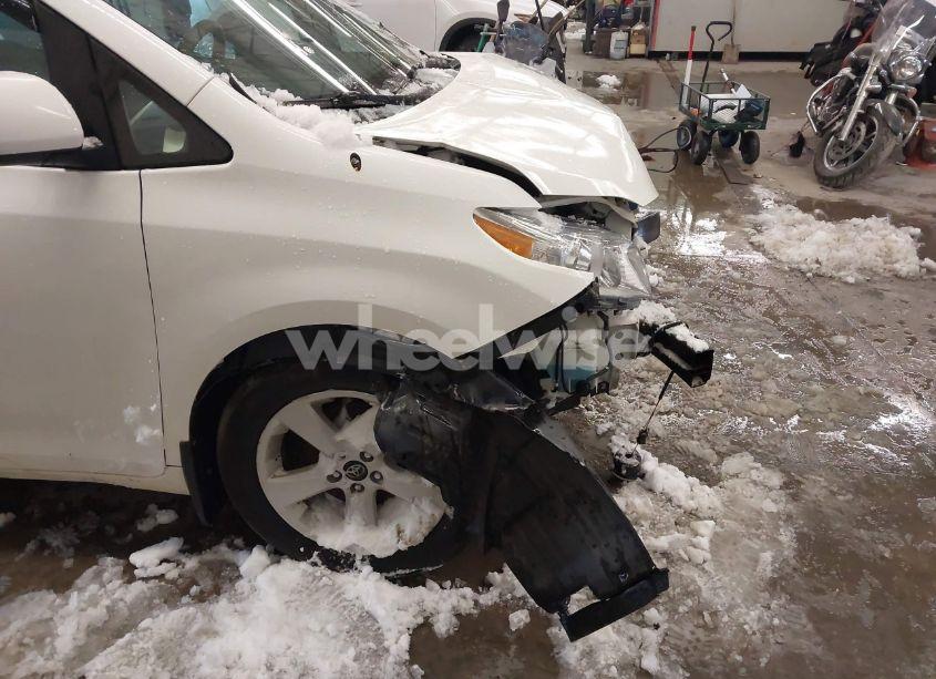 Photo 19 of 2013 Toyota Sienna LE V6 8 PASSENGER (VIN 5TDKK3DC2DS309626)