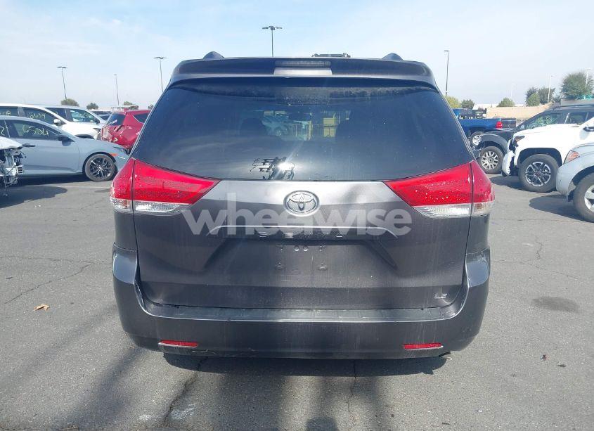 Photo 17 of 2013 Toyota Sienna LE V6 8 PASSENGER (VIN 5TDKK3DC2DS324921)